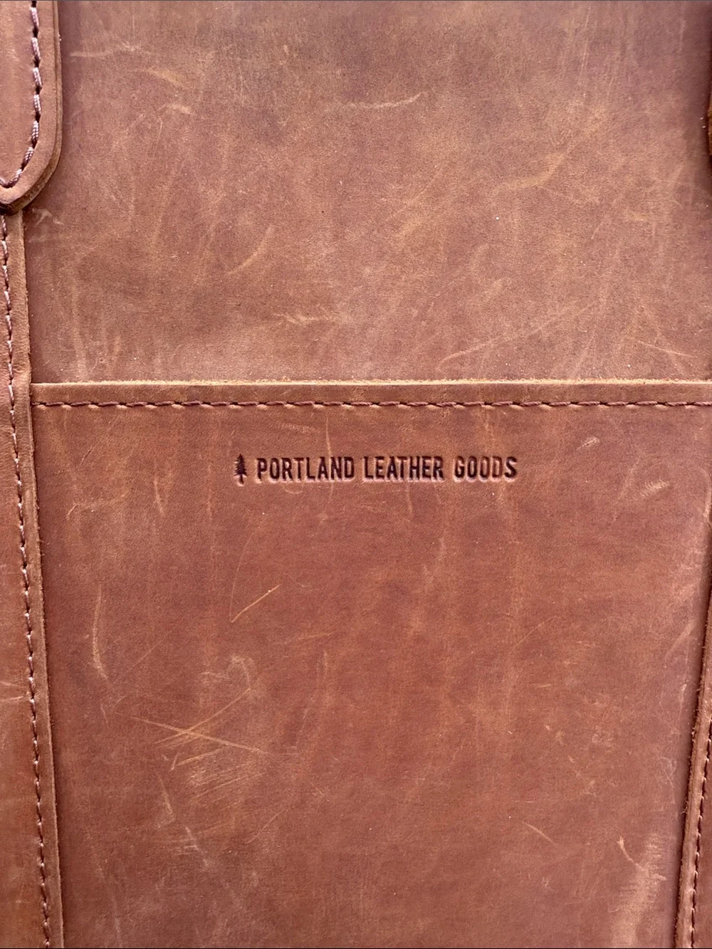 LARGE LOLA ZIPPER CROSSBODY TOTE